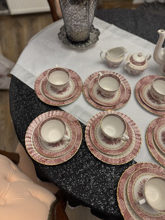 Zestaw Porcelana Royal Tudor