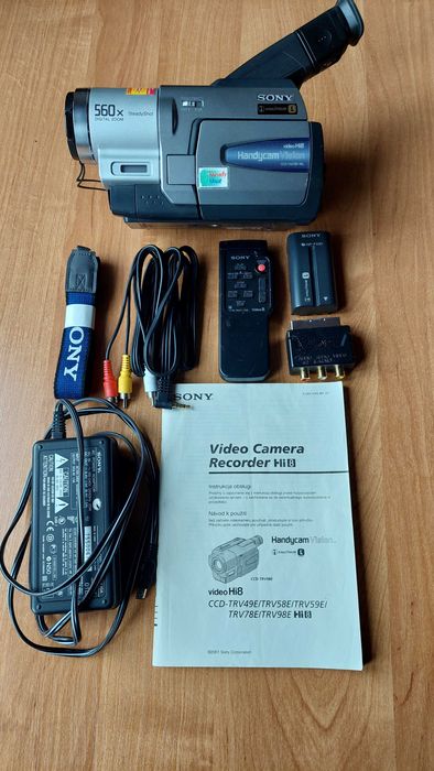 Kamera SONY Handycam Vision CCD-TRV78E