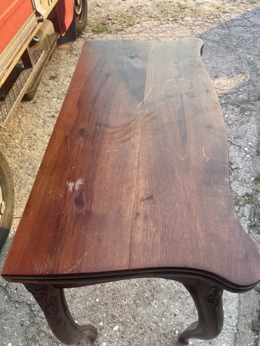 Mesa de jogo antigo