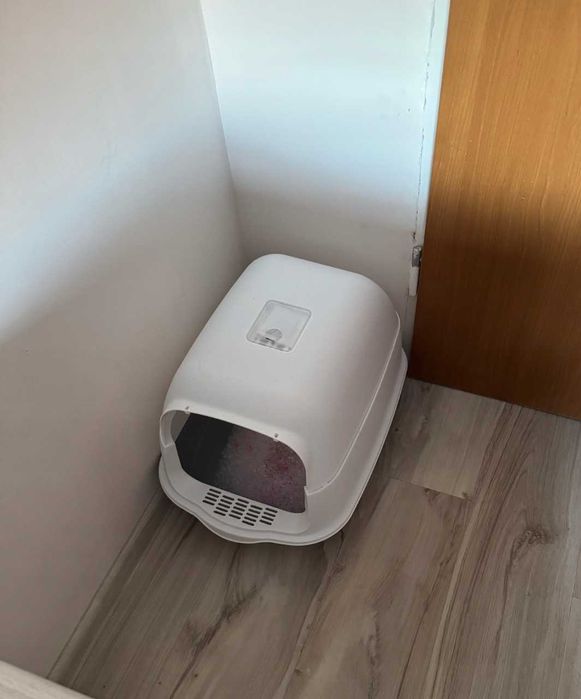 NOWA kuweta zamknięta dla kota z pochłaniaczem zapachów DIAMENTIQ