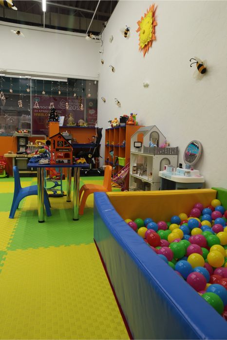 Продам батут та сухий басейн