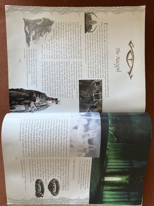 Lord Of The Rings Weapons and Warfare - Chris Smith