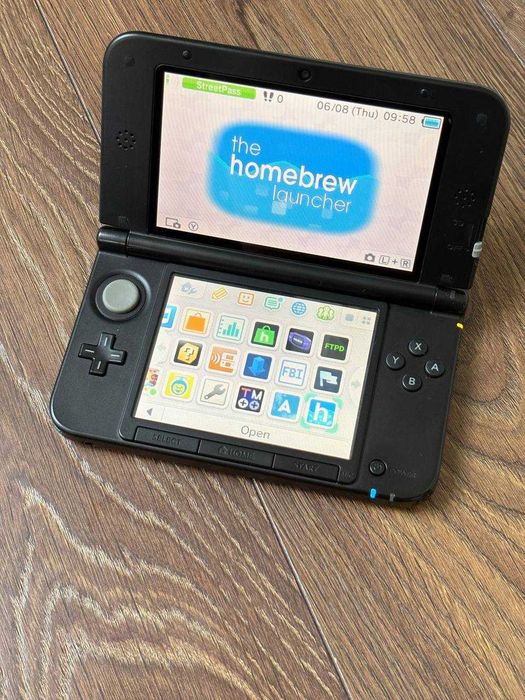 Nintendo 3DS XL przerobione + ładowarka + karta 4GB