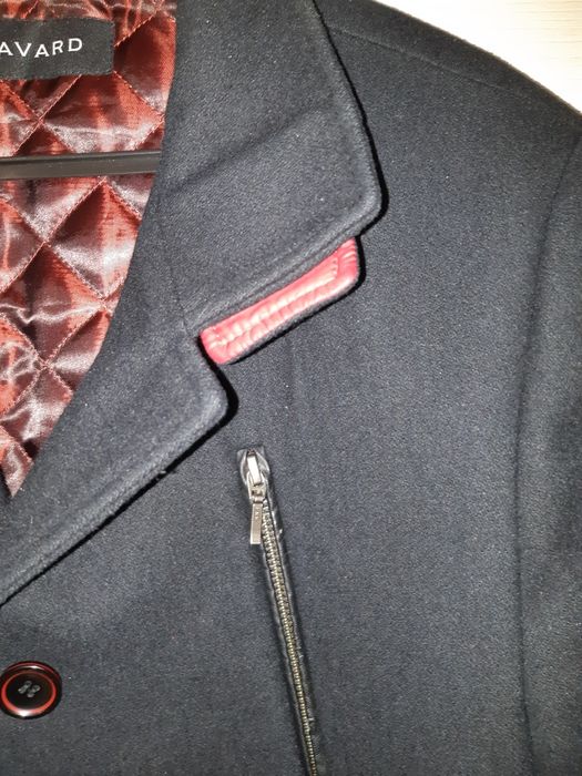 Czarny elegancki płaszcz męski ocieplany z wełną