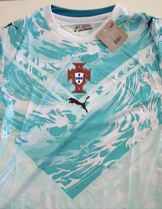 Camisolas de futebol novas