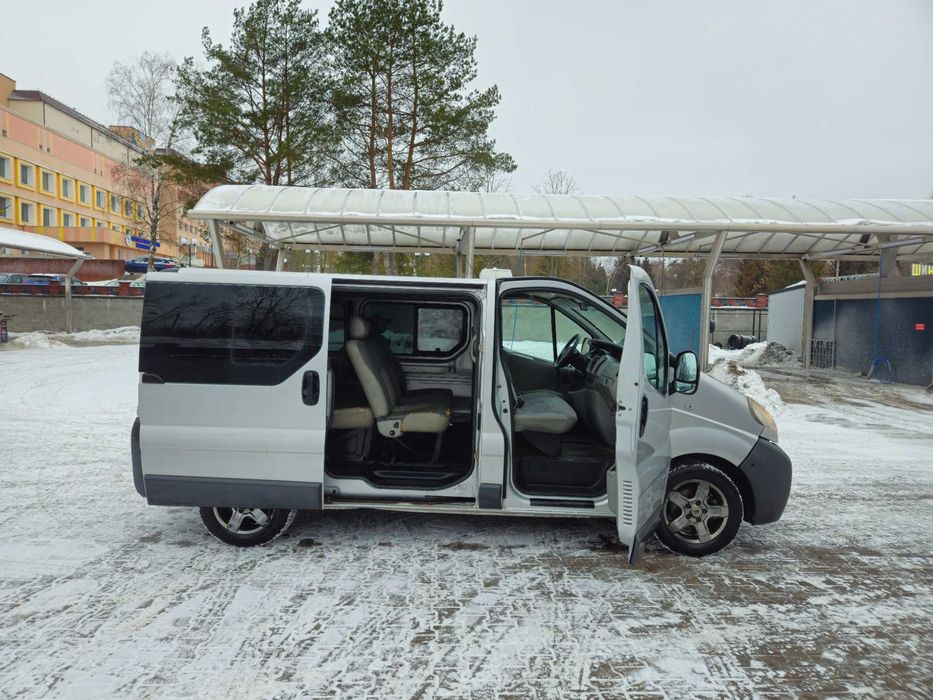Продам opel vivaro 1.9d 2006 r