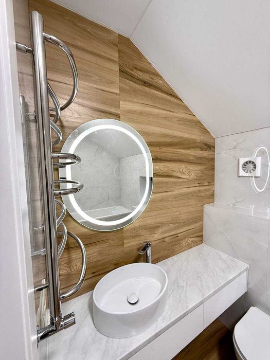 Оренда просторового двоповерхового будинку в Царському селі