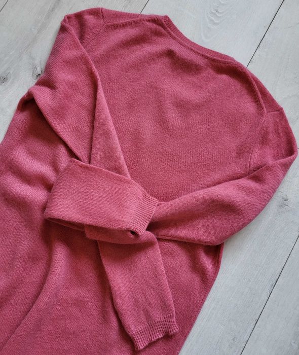 Tahari 36-38 kaszmirowy milutki sweterek