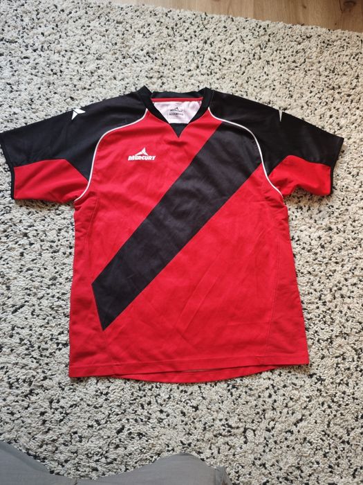 Lote 2 T-shirts Sportswear / Streetwear – FSBN Berlin (XL) + Mercury Nº1 (L)