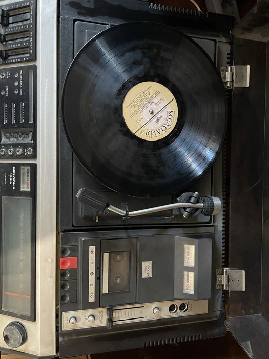 Радіола Мелодія 106А, вінтажний програвач платівок