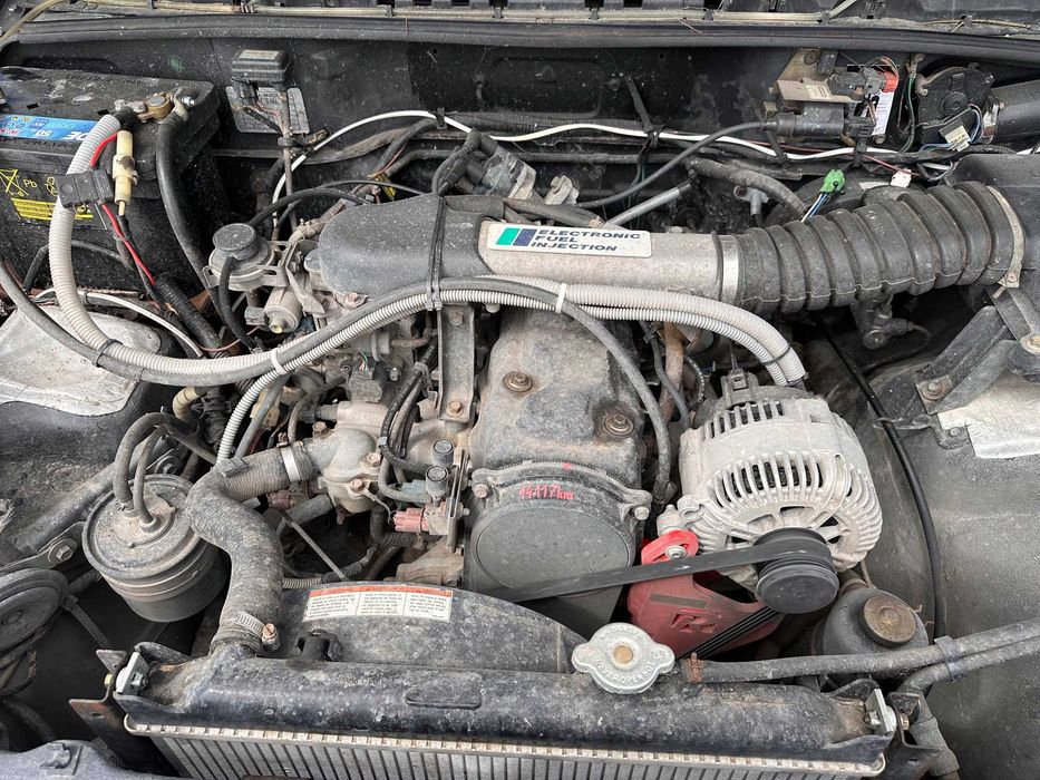 Suzuki Vitara 1.6  1996 r. Offroad Radzikone Wyciagarka Lift 6 " opony 31 cali