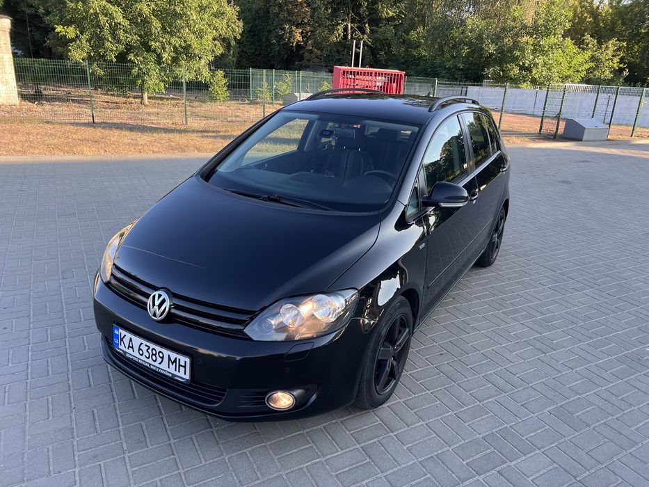 Продам Golf Plus 6 на автоматі 2012 року