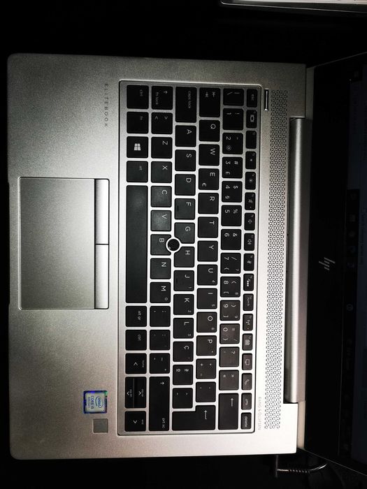 HP EliteBook 830 G5 with 2 disks64738417813890121