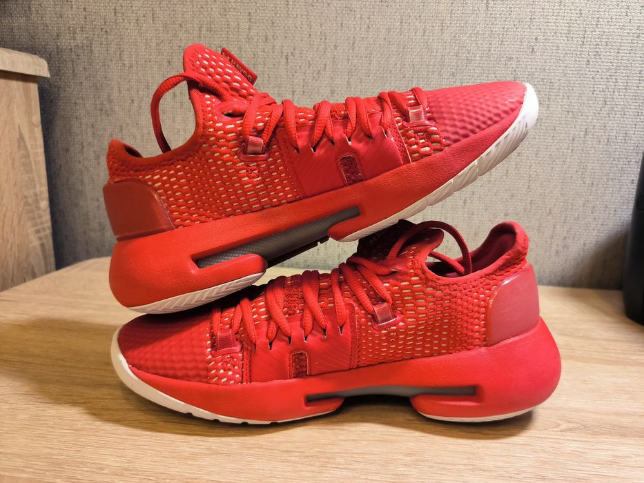 Кросівки баскетбольні Under Armour HOVR Havoc Low  38 - 39