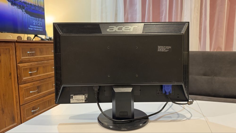 Monitor Acer Delikatnie uszkodzona matryca