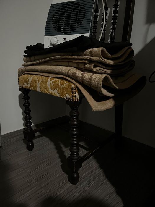 Quarto Completo Em Madeira Maciça / Aceito Propostas