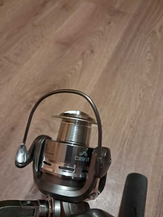 Kołowrotek Crivit wolnym biegiem 5000-S