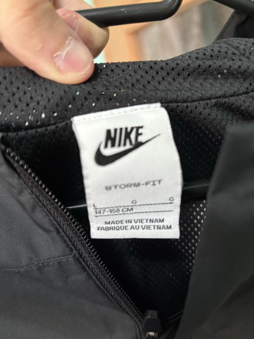 Kurka wiatrówka Nike 158