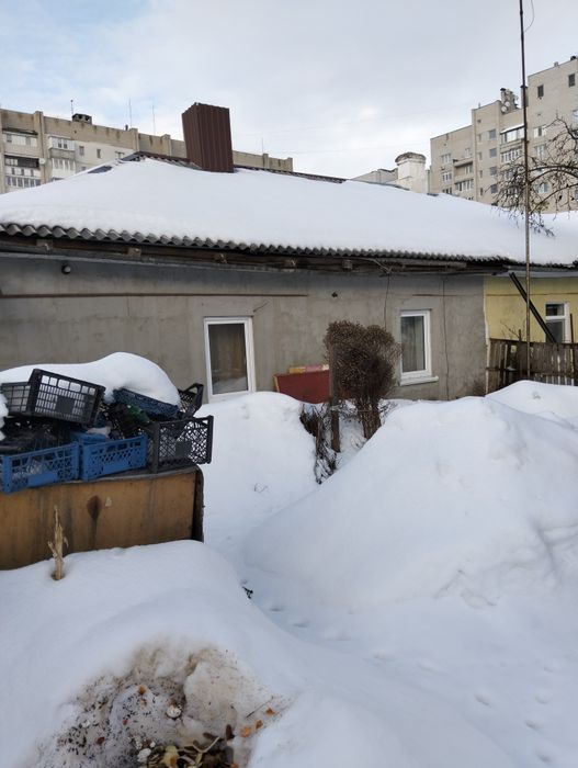 Провулок малий частина будинку
