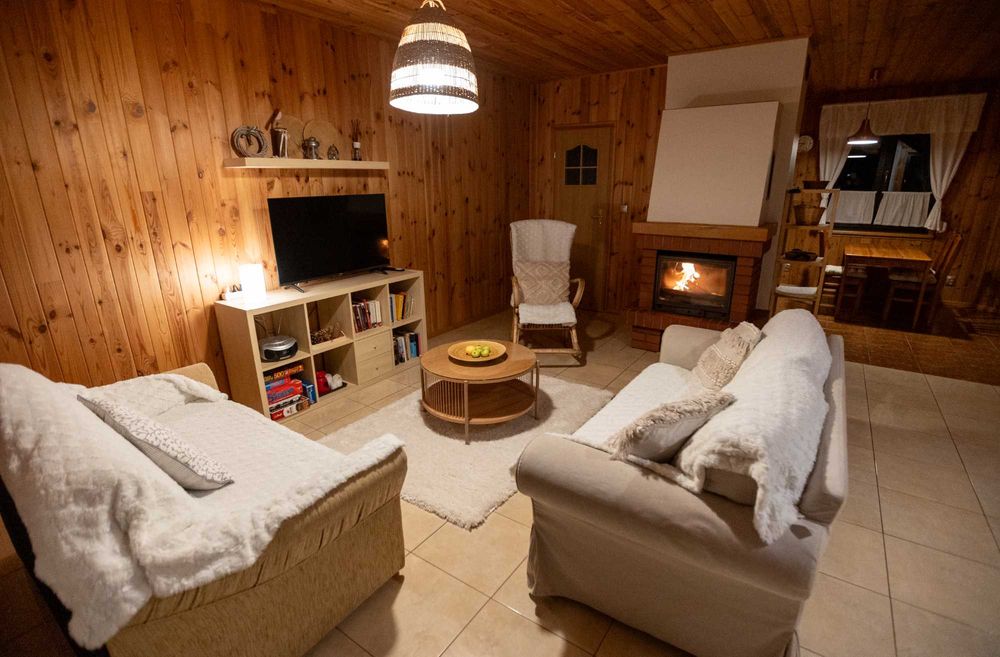 Domek nad jeziorem w Gibach z balią i sauną
