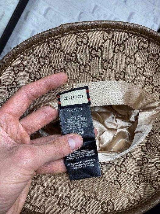 панамка gucci monogram gold