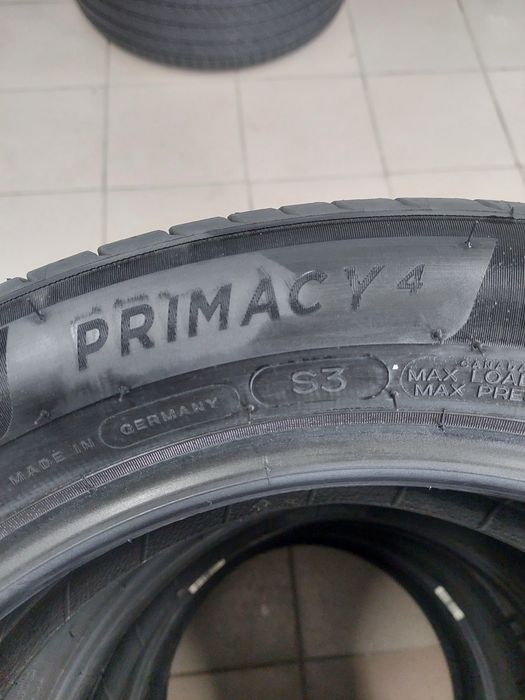 Комплект літньої гуми літо літня Michelin R16 195 55