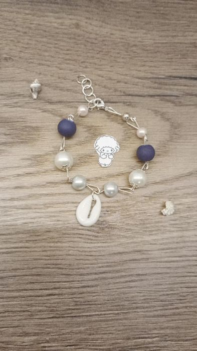 Nowe Bransoletki z zawieszkami na igłach jubilerskich, handmade