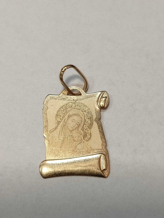 Złoty medalik 0,50 g