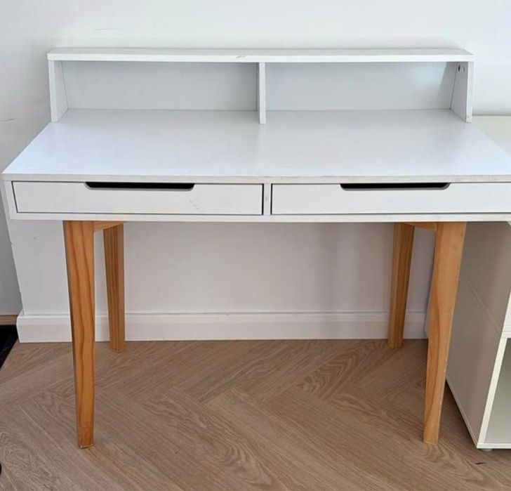 Стол письмовий Ikea