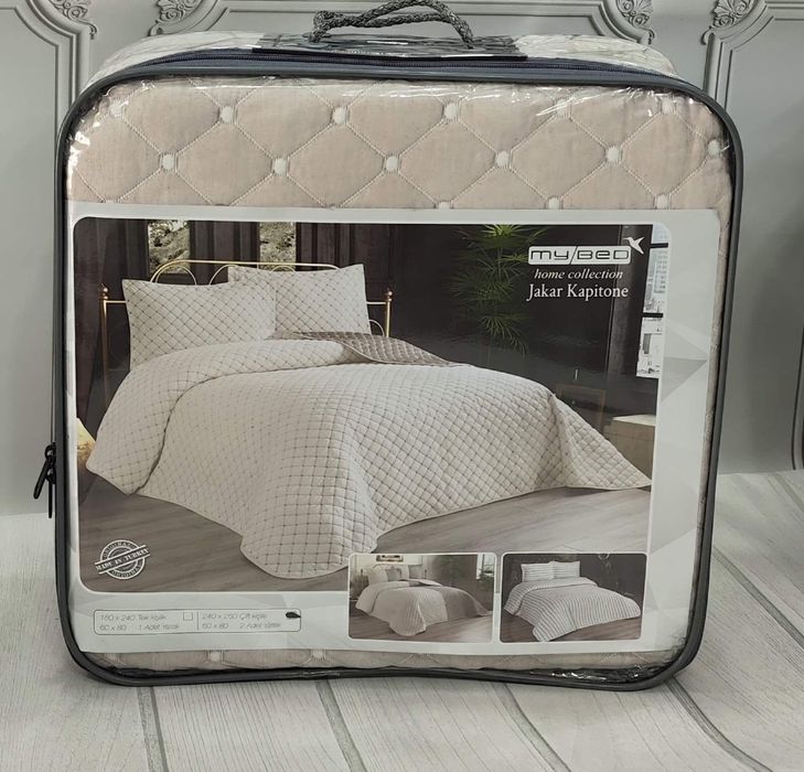 Двухстороннее стеганое покрывало с наволочками