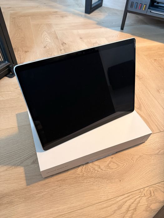 Surface Pro 11 OLED 16/512 X Elite