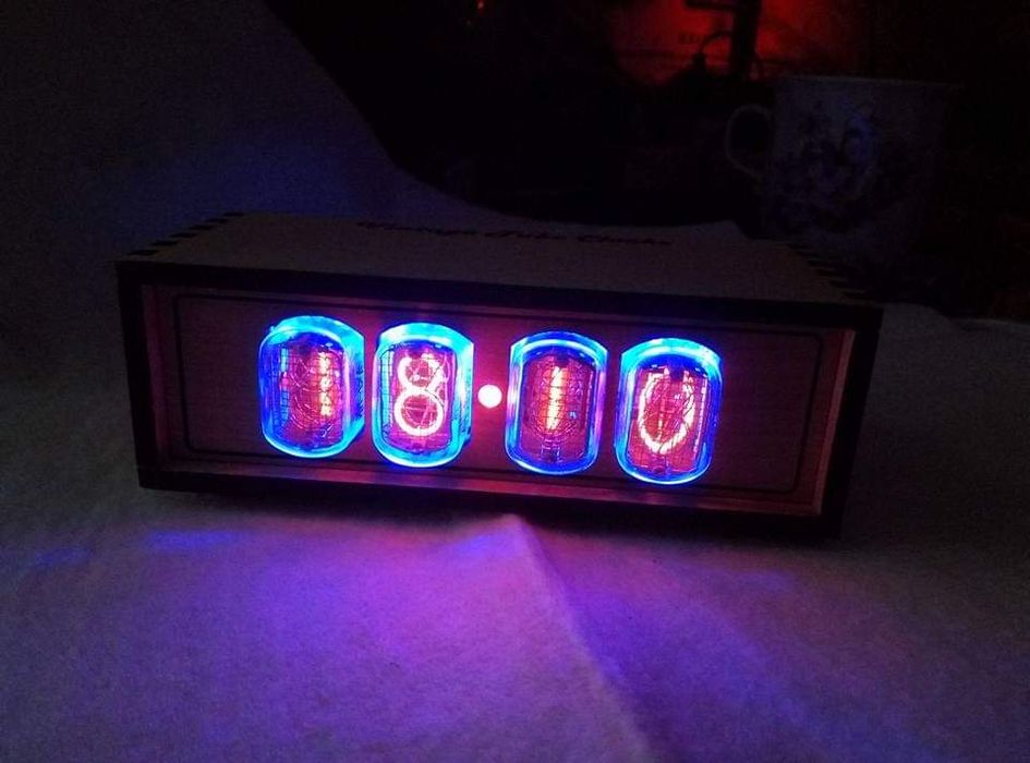 Ламповий годинник (nixie clock)на лампах ИН-12