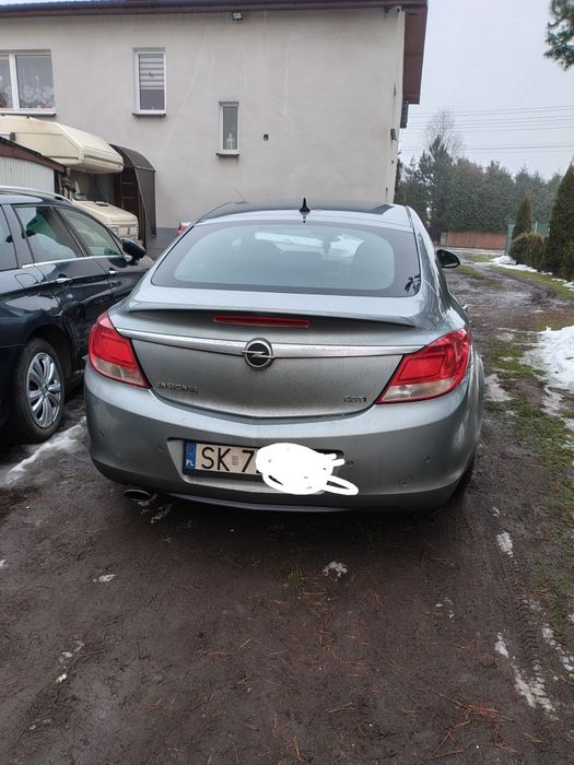 Insignia A 2010 r na części