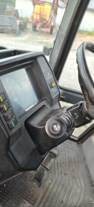 Valtra valmet 8000