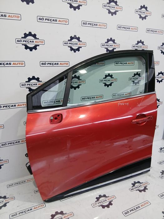 PORTA FRENTE ESQUERDA RENAULT CLIO IV ANO: 2015