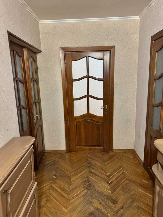Довгострокова оренда 3-кімнатної квартири