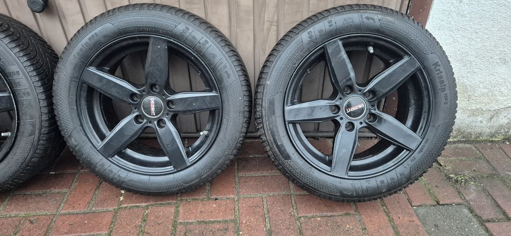 Alufelgi z oponami zimowymi Dezent BMW 5x120 205/55/R16