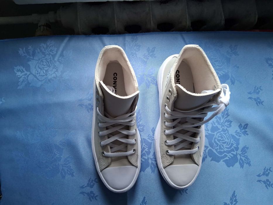 Buty damskie convers  r39