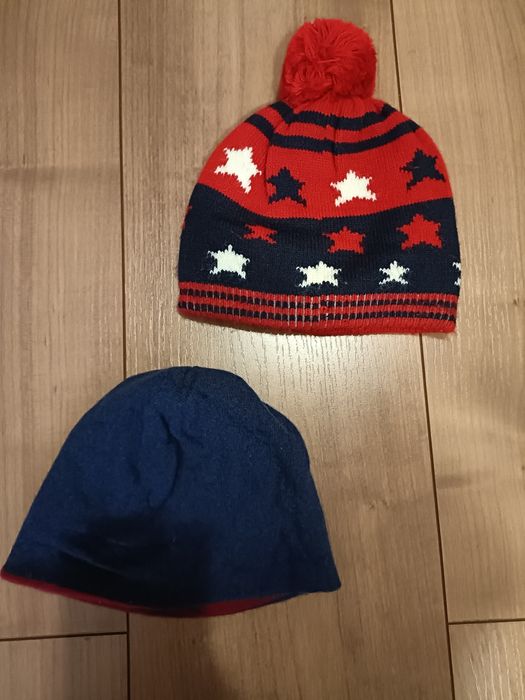 2 Gorros criança (1 é reversível)