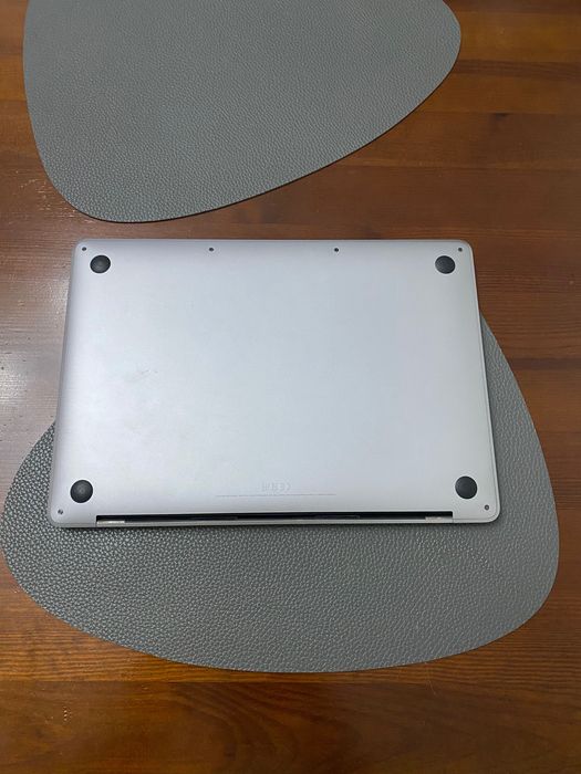 MacBook Pro A1708