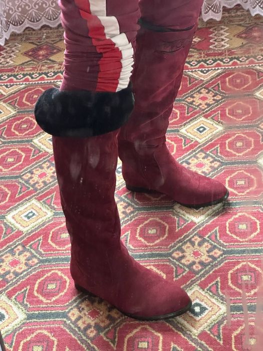 Сапожки жіночі..