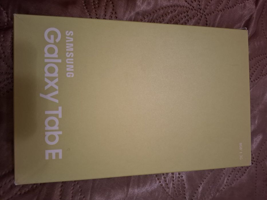 Samsung Galaxy tab E планшет