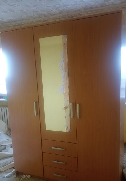 Sprzedam szafę używaną