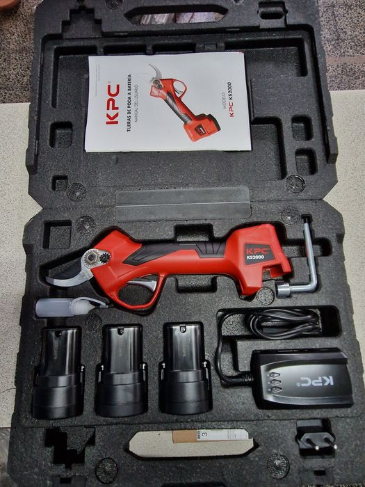 Tesoura Bateria KPC KS2500 C/3 Baterias