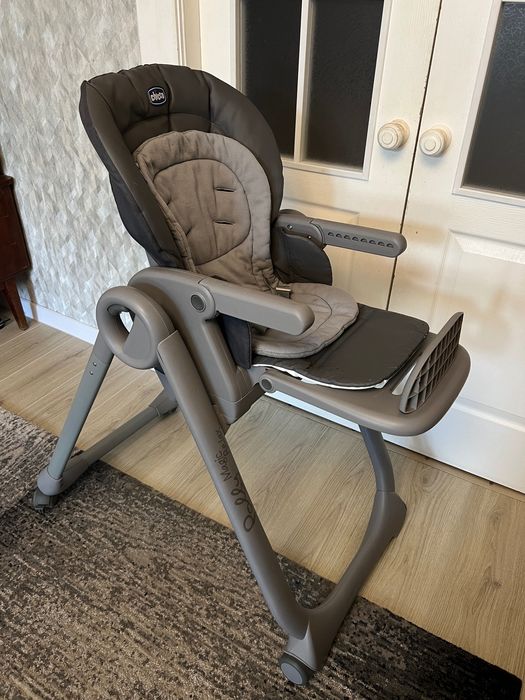 Стільчик для годування Chicco Polly Magic Relax 

Продаю