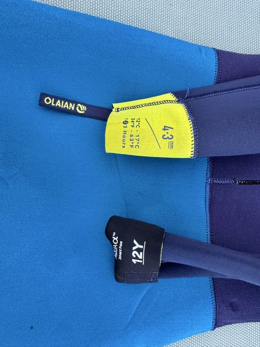 Fato de surf 12 anos como novo