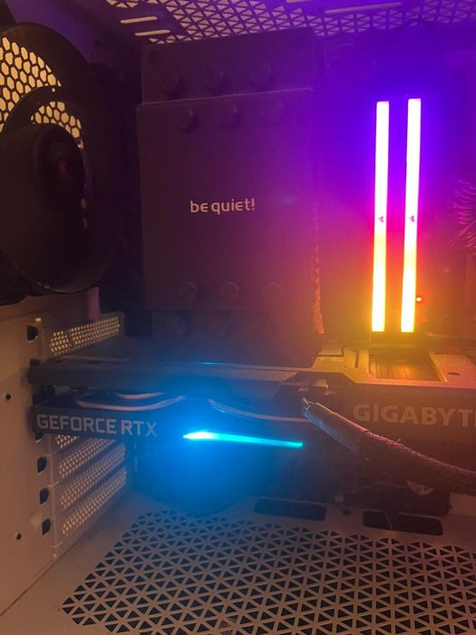 Komputer gamingowy AMD Ryzen 5 7600X, 32 DDR5,  grafika 12GB GDDR6