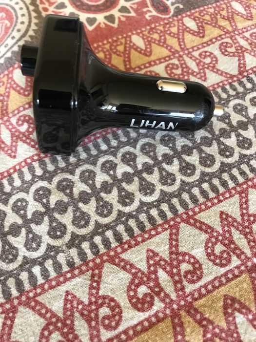 Transmissor bluetooth - leitor mp3, carregador telemóvel, mãos livres