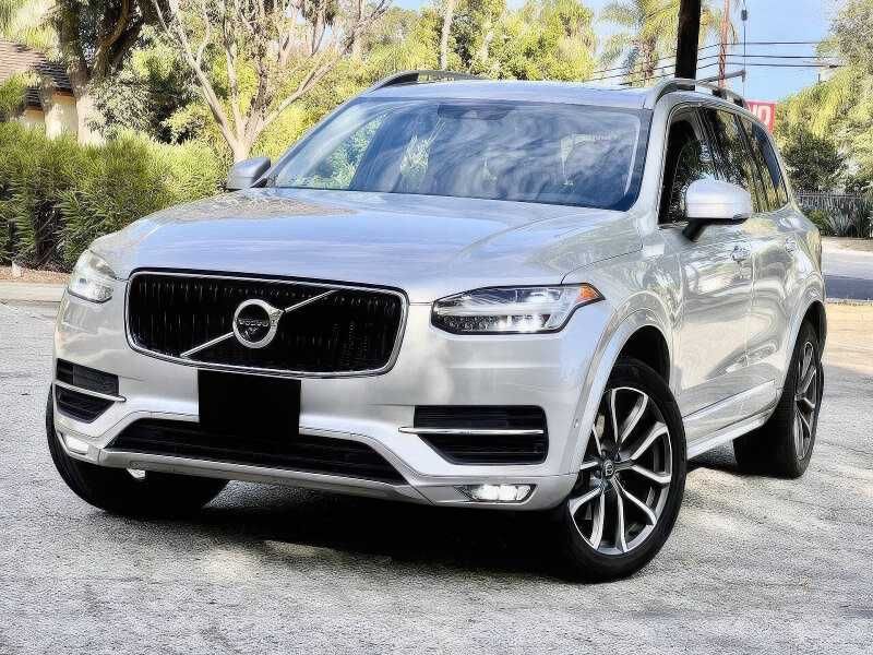 2018 Volvo XC90 T5 Momentum 7-Passenger