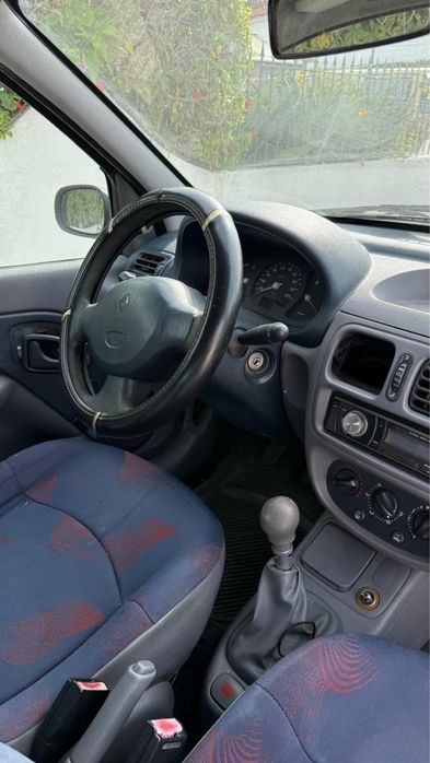 Renault Clio 1.1 Gasolina — photo 4